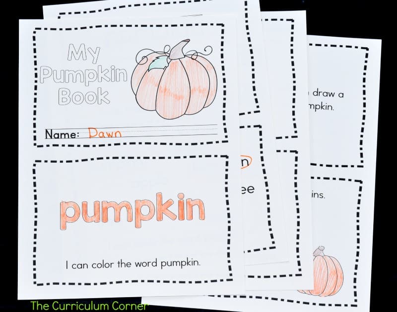 This simple pumpkins emergent reader is perfect for your kinders! It will be a great free addition to your fall curriculum.